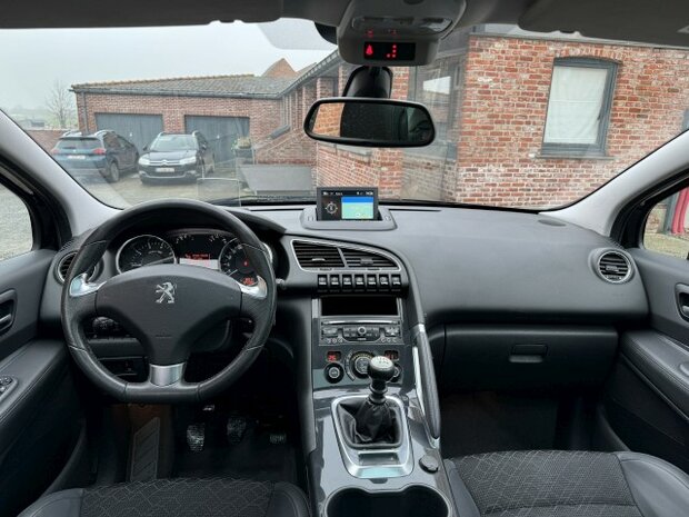 Peugeot 3008 1.2i "GARANTIE" Navi/camera/pdc/clima/oh-boek