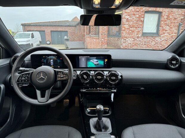 Mercedes A-klasse "BENZINE" CAMERA/carplay/Navi/PDC/2022