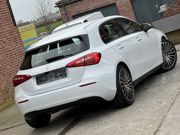 Mercedes A-klasse "BENZINE" CAMERA/carplay/Navi/PDC/2022