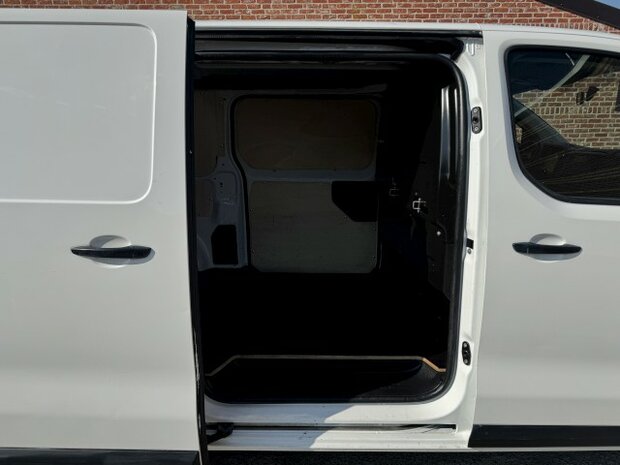 Citroen Jumpy "DUBBELE SCHUIFDEUR"3zitplaatsen/L3/euro6/2021