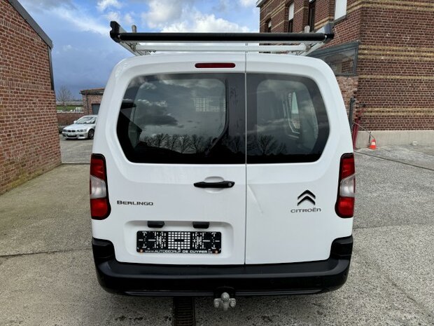 Citroen Berlingo"LICHTE VRACHT"benzine/trekhaak/80000km/2022