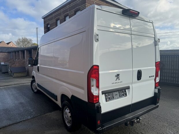 Peugeot Boxer2.2hdi"LICHTE VRACHT"L2 H2/euro6d/trekhaak/2020