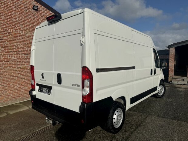 Peugeot Boxer2.2hdi"LICHTE VRACHT"L2 H2/euro6d/trekhaak/2020