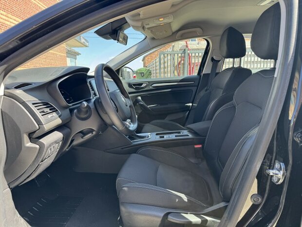 Renault Megane "HYBRIDE" full/plug-in/AUTOMAAT/70 000km/2022