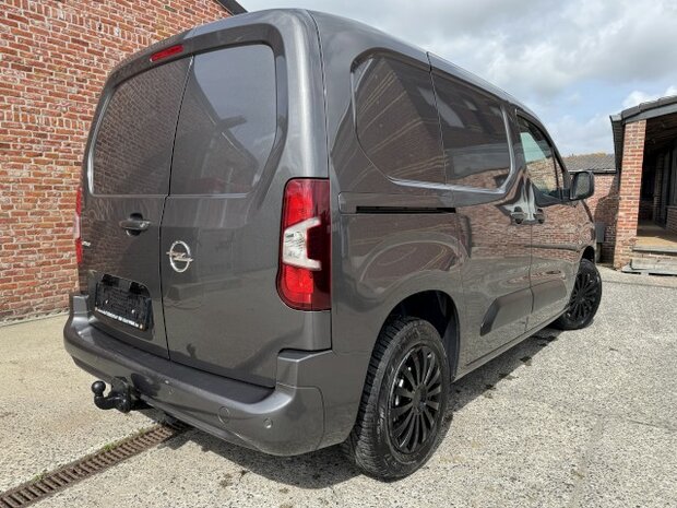 Opel Combo1.2i "3 ZIT" Carplay/trekhaak/benzine/55000km/2020