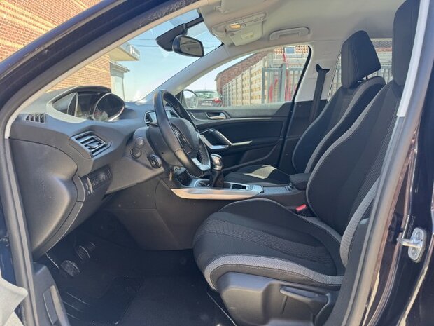 Peugeot 3081.2i "GARANTIE" Camera/Navi/cruise/pdc/euro6/2016
