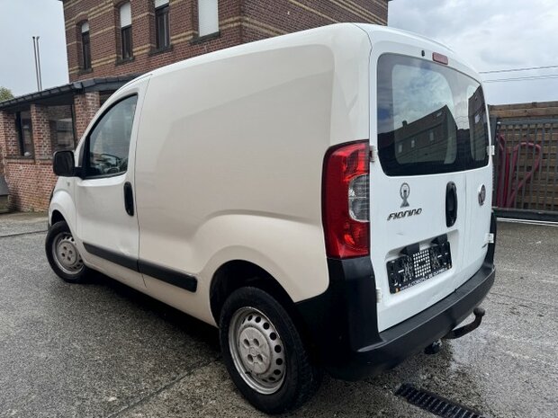 Fiat Fiorino 1.3d "LICHTE VRACHT" REEDS gekeurd/TREKHAAK!!!