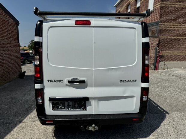 Renault Trafic 2.0dci"LICHTE VRACHT"3zitplaats/trekhaak/2021