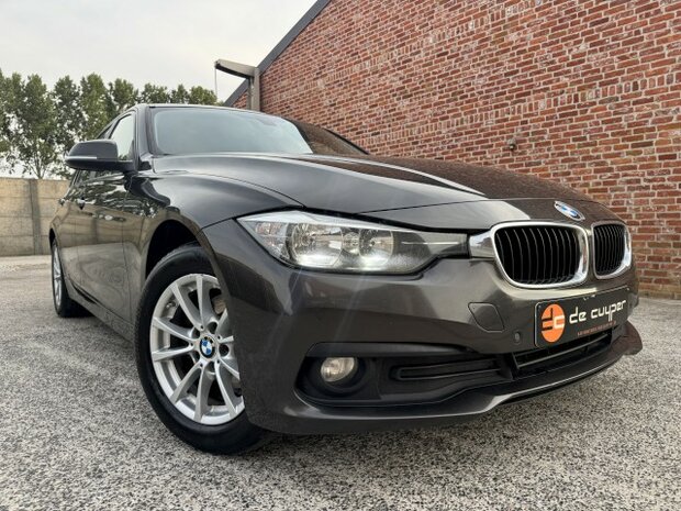 Bmw 316d touring "FACELIFT" Navi/cruise/pdc/clima/ohboek/eu6