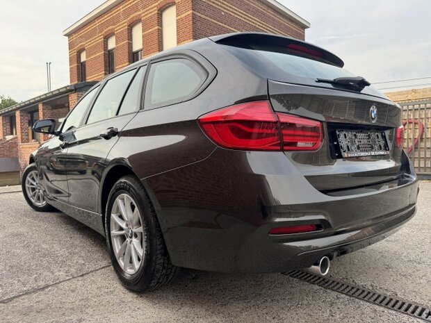 Bmw 316d touring "FACELIFT" Navi/cruise/pdc/clima/ohboek/eu6