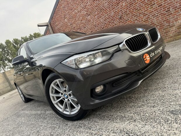 Bmw 316d touring "FACELIFT" Navi/cruise/pdc/clima/ohboek/eu6