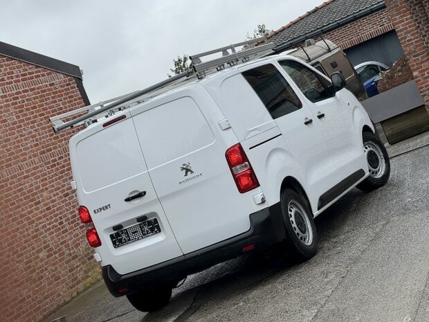 Peugeot Expert "lichte vracht"Cruise/airco/ohboek/euro6/2017