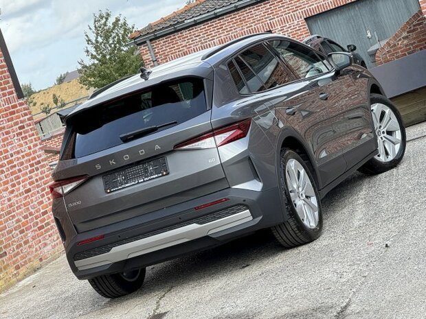 Skoda Elroq 60 "NIEUW" design Loft/61kWh/140kW/RANGE 440km!