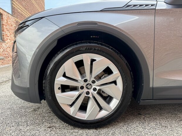 Skoda Elroq 60 "NIEUW" design Loft/61kWh/140kW/RANGE 440km!