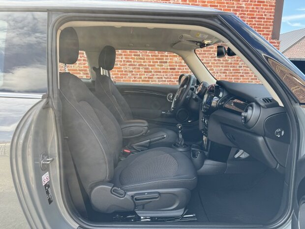 Mini One cooper 1.5i "65 000KM" pdc/clima/led/oh-boek/2020