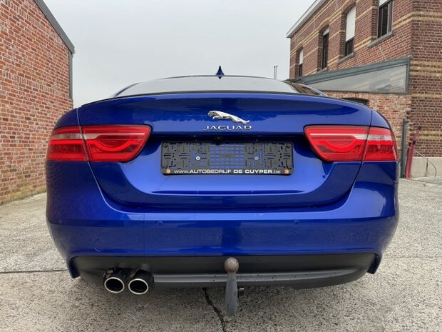 Jaguar Xe "R-sport" Xenon/keyles/MERIDAN/trekhaak/AUTOMAAT