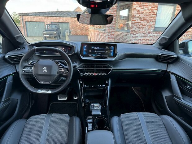 Peugeot 208 "AUTOMAAT" Gt-line/full-option/1500km/2024