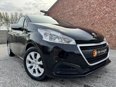 Peugeot 208 1.2i 